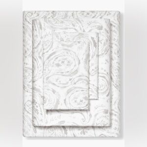 Boll & Branch KING Paisley Percale Hemmed Sheet Set
PEWTER WATERCOLOR PAISLEY